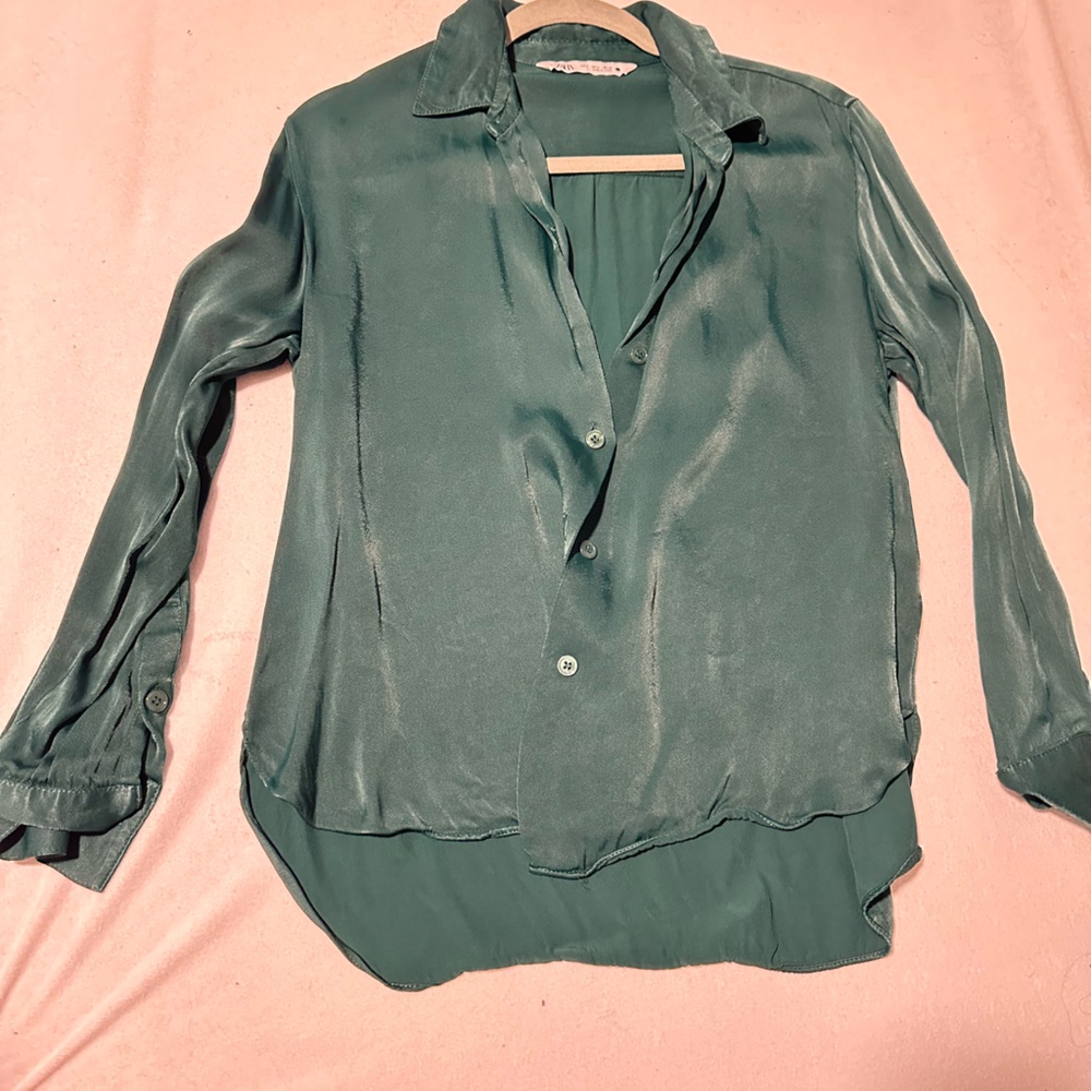 Emerald green top !